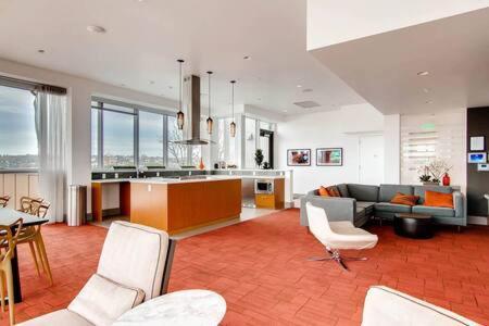 דירות Speechless In Seattle - #1 Location - 2Br - Free Parking - Vr1 מראה חיצוני תמונה
